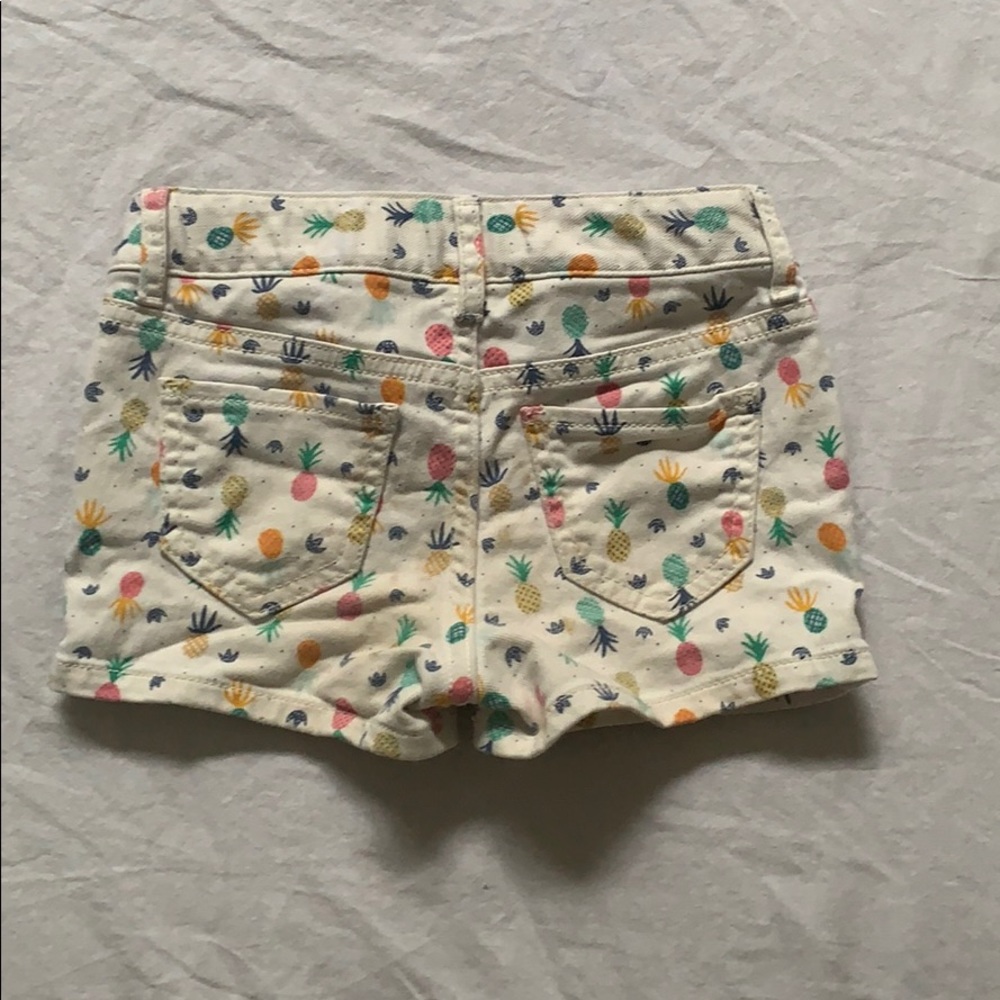 Jean Shorts - Picture 3 of 4